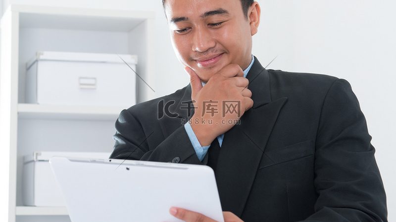 抖音小店代运营与自营：成功率背后的秘密